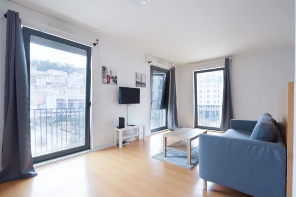 Apartamento Elevator Flat And Parking Spaces *